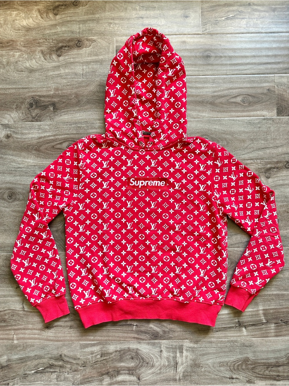 Red Box Logo Supreme x Louis Vuitton Red Printed Hoodie M